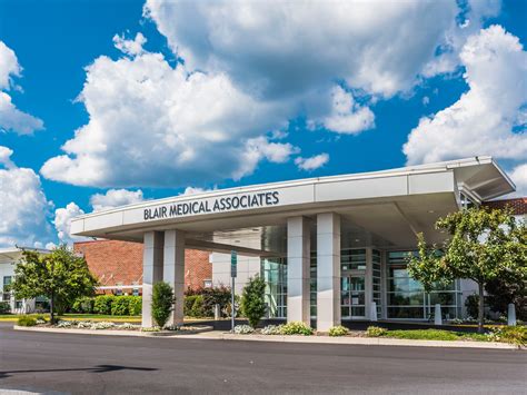 bellwood health services jobs  Originally an outpatient substance abuse treatment center, NARA NW now operates a residential family treatment center, an outpatient treatment center, a child and family services